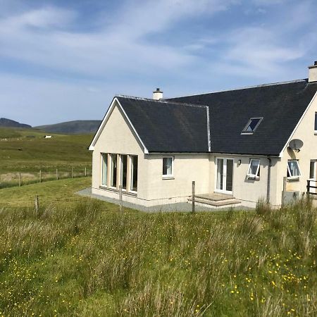 Trotternish Ridge View Staffin Exterior foto